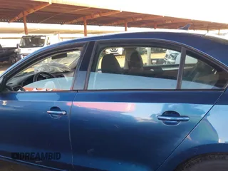 2015 Volkswagen Jetta SE z VIN 3VWD17AJ2FM291120, wystawiony jako IAAI lot #41763085 z przebiegiem 139 272 mil mil oraz . Historia ofert i sprzedaży dostępna na DreamBid. Obrazek 14.