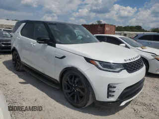 2024 Land Rover Discovery with VIN SALRL2EX9R2492442, listed as a Copart auction lot 66367054 with 2,104 mi miles and Salvage Title. Bid and sale history available at DreamBid. Image 4.