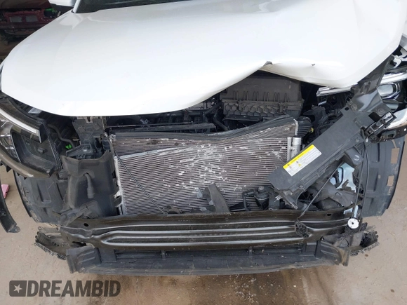 2024 Volkswagen Atlas SE with VIN 1V2KE2CA4RC208435, listed as a IAAI auction lot 42382037 with 38,693 mi miles and . Bid and sale history available at DreamBid. Image 6.