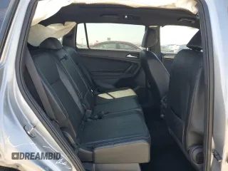 2022 Volkswagen Tiguan SE R-Line Black z VIN 3VV8B7AX9NM171563, wystawiony jako Copart lot #53090465 z przebiegiem 59 708 mil mil oraz Szkoda całkowita • Salvage title. Historia ofert i sprzedaży dostępna na DreamBid. Obrazek 11.