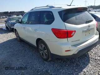 2017 Nissan Pathfinder Platinum with VIN 5N1DR2MN9HC601874, listed as a IAAI auction lot 42275736 with 169,467 mi miles and . Bid and sale history available at DreamBid. Image 3.