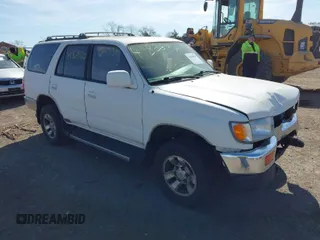 1998 Toyota 4Runner SR5 z VIN JT3GN86R8W0059458, wystawiony jako IAAI lot #41828838 z przebiegiem 287 263 mil mil oraz . Historia ofert i sprzedaży dostępna na DreamBid. Obrazek 1.
