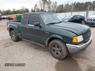 2002 Ford Ranger XL Fleet with VIN 1FTZR45E12TA63909, listed as a IAAI auction lot 41723278 with 369,717 mi miles. Bid and sale history available at carsss.com. Image 1.