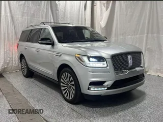 2019 Lincoln Navigator Reserve z VIN 5LMJJ2LT3KEL01508, wystawiony jako Copart lot #60321915 z przebiegiem 81 454 mil mil oraz Czysty tytuł • Clean title. Historia ofert i sprzedaży dostępna na DreamBid. Obrazek 1.
