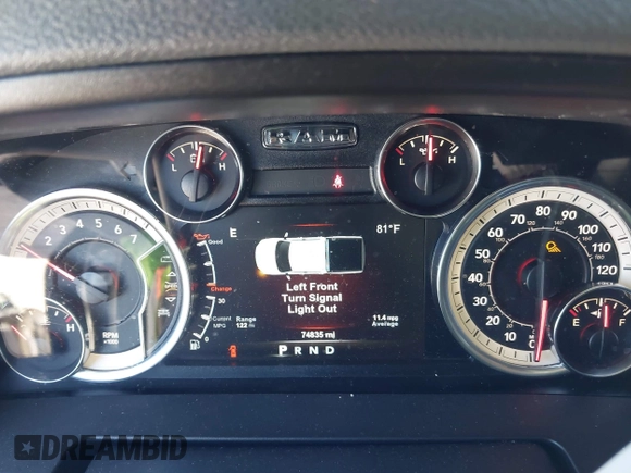 2018 Ram 1500 Big Horn z VIN 1C6RR7LT4JS111224, wystawiony jako IAAI lot #42084424 z przebiegiem 74 835 mil mil oraz . Historia ofert i sprzedaży dostępna na DreamBid. Obrazek 7.