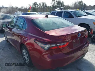 2022 Toyota Camry Hybrid LE with VIN 4T1C31AK3NU590135, listed as a IAAI auction lot 41620161 with 22,585 mi miles. Bid and sale history available at carsss.com. Image 14.
