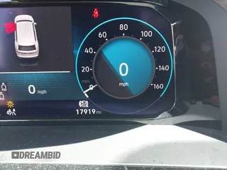 2024 Volkswagen Atlas SE z VIN 1V2JR2CA1RC529185, wystawiony jako IAAI lot #42201837 z przebiegiem 17 919 mil mil oraz . Historia ofert i sprzedaży dostępna na DreamBid. Obrazek 16.