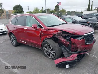 2020 Cadillac XT6 FWD Premium Luxury with VIN 1GYKPCRSXLZ133207, listed as a IAAI auction lot 41733269 with 82,853 mi miles and . Bid and sale history available at DreamBid. Image 13.