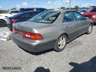 1998 Lexus ES 300 Luxury Sport Sdn with VIN JT8BF28G8W5027171, listed as a Copart auction lot 73979334 with 0 mi miles and Salvage Title. Bid and sale history available at carsss.com. Image 3.