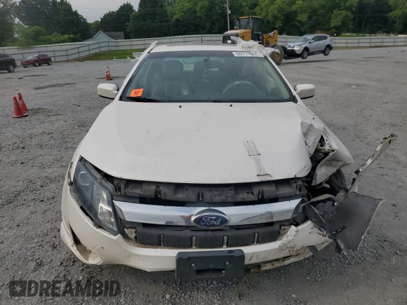 2010 Ford Fusion Hybrid with VIN 3FADP0L30AR381035, listed as a Copart auction lot 59711955 with Not provided miles and Salvage title. Bid and sale history available at DreamBid. Image 5.