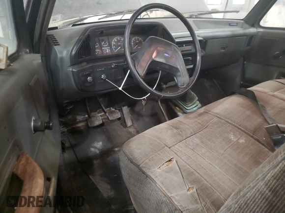 1991 Ford F-150 with VIN 1FTEF14N2MLA69468, listed as a Copart auction lot 49155205 with 22,196 mi miles and Clean Title. Bid and sale history available at carsss.com. Image 8.