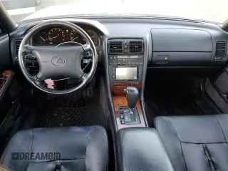 1994 Lexus LS z VIN JT8UF11E3R0210541, wystawiony jako Copart lot #79232884 z przebiegiem 150 203 mil mil oraz Tytuł czysty. Historia ofert i sprzedaży dostępna na DreamBid. Obrazek 8.