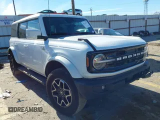 2023 Ford Bronco with VIN 1FMEE5DP0PLC16138, listed as a IAAI auction lot 41310455 with 25,963 mi miles. Bid and sale history available at carsss.com. Image 1.