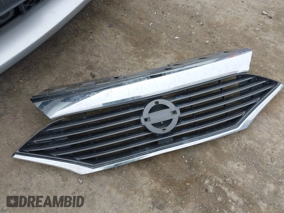 2014 Nissan Quest S with VIN JN8AE2KP5E9104762, listed as a IAAI auction lot 41566593 with 132,043 mi miles and . Bid and sale history available at DreamBid. Image 12.