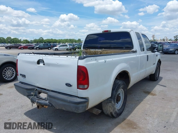 2003 Ford F-250 XL with VIN 1FTNX20FX3EA35282, listed as a IAAI auction lot 42564019 with 527,619 mi miles and . Bid and sale history available at DreamBid. Image 4.