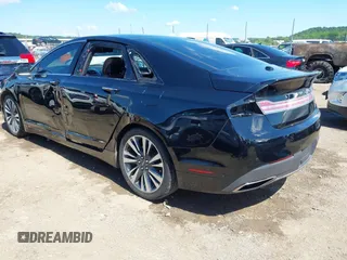 2017 Lincoln MKZ Reserve z VIN 3LN6L5E97HR650179, wystawiony jako IAAI lot #42366592 z przebiegiem 98 224 mil mil oraz . Historia ofert i sprzedaży dostępna na DreamBid. Obrazek 3.