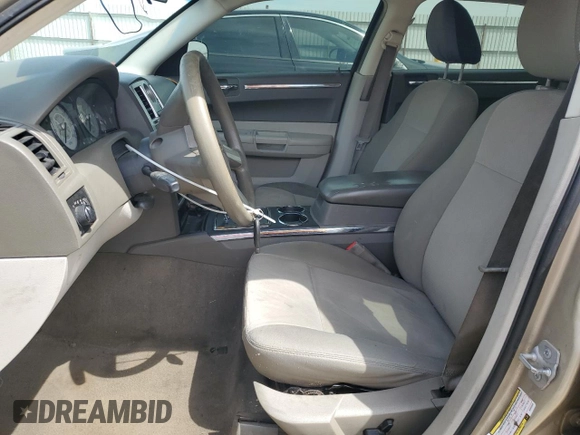 2009 Chrysler 300 LX with VIN 2C3KA43D39H553539, listed as a Copart auction lot 53302985 with 179,834 mi miles and Salvage Title. Bid and sale history available at DreamBid. Image 7.