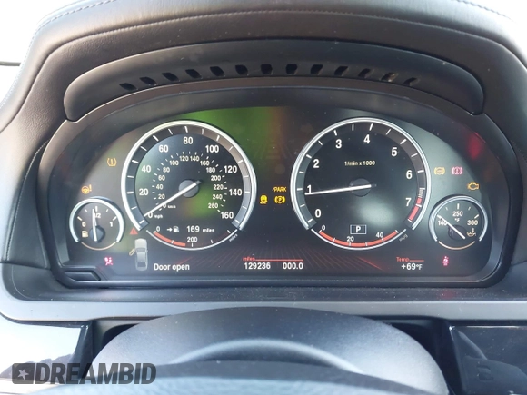 2009 BMW 7 Series 750Li with VIN WBAKB83549CY59299, listed as a IAAI auction lot 42040718 with 129,236 mi miles and . Bid and sale history available at DreamBid. Image 7.