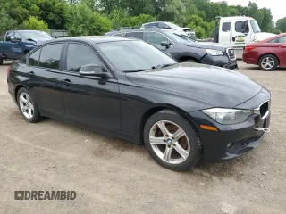 2014 BMW 3 Series 328i xDrive z VIN WBA3B5C51EP541677, wystawiony jako Copart lot #62177885 z przebiegiem 130 142 mil mil oraz Czysty tytuł • Clean title. Historia ofert i sprzedaży dostępna na DreamBid. Obrazek 4.