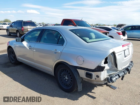 2011 Ford Fusion SE with VIN 3FAHP0HG2BR144898, listed as a IAAI auction lot 37638561 with 96,815 mi miles. Bid and sale history available at carsss.com. Image 3.
