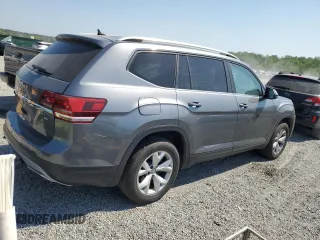 2018 Volkswagen Atlas SE with VIN 1V2CR2CA7JC563628, listed as a Copart auction lot 53817815 with 128,292 mi miles and Salvage title. Bid and sale history available at DreamBid. Image 3.
