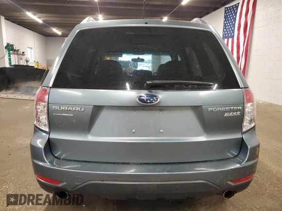 2010 Subaru Forester X Limited with VIN JF2SH6DC6AH914847, listed as a Copart auction lot 59267325 with 190,423 mi miles and Salvage title. Bid and sale history available at DreamBid. Image 6.