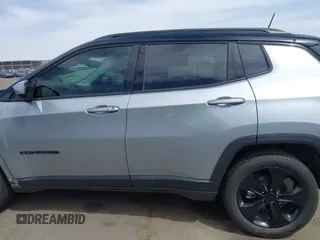 2021 Jeep Compass Altitude with VIN 3C4NJCBB3MT560123, listed as a IAAI auction lot 41914646 with 61,155 mi miles. Bid and sale history available at carsss.com. Image 15.