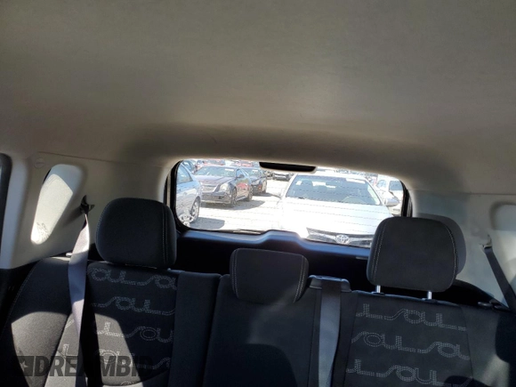 2013 Kia Soul + z VIN KNDJT2A66D7488670, wystawiony jako Copart lot #53429165 z przebiegiem 102 617 mil mil oraz Szkoda całkowita • Salvage title. Historia ofert i sprzedaży dostępna na DreamBid. Obrazek 10.