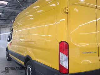 2019 Ford Transit z VIN 1FTYR3XM3KKA38669, wystawiony jako IAAI lot #42619599 z przebiegiem 135 929 mil mil oraz . Historia ofert i sprzedaży dostępna na DreamBid. Obrazek 26.