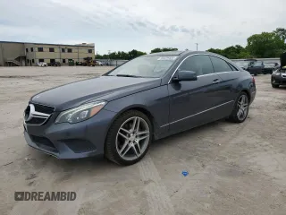2014 Mercedes-Benz E 350 z VIN WDDKJ5KB5EF226093, wystawiony jako Copart lot #55475425 z przebiegiem 125 574 mil mil oraz Szkoda całkowita • Salvage title. Historia ofert i sprzedaży dostępna na DreamBid. Obrazek 1.