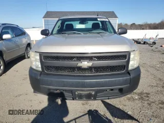 2008 Chevrolet Silverado 1500 Work Truck with VIN 1GCEC14X68Z297227, listed as a Copart auction lot 88982495 with 69,729 mi miles and Clean Title. Bid and sale history available at carsss.com. Image 5.