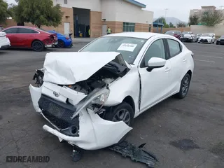 2019 Toyota Yaris Sedan L with VIN 3MYDLBYVXKY507258, listed as a IAAI auction lot 41890588 with 1 mi miles. Bid and sale history available at carsss.com. Image 18.