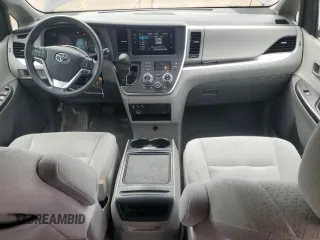 2015 Toyota Sienna LE with VIN 5TDJK3DC7FS121635, listed as a Copart auction lot 55999945 with 139,642 mi miles and Salvage title. Bid and sale history available at DreamBid. Image 8.