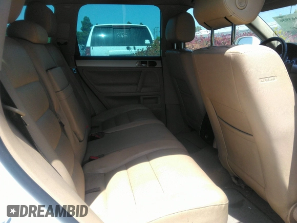 2008 Volkswagen Touareg V6 z VIN WVGBE77L38D033206, wystawiony jako IAAI lot #41903936 z przebiegiem Nie podano mil oraz . Historia ofert i sprzedaży dostępna na DreamBid. Obrazek 8.