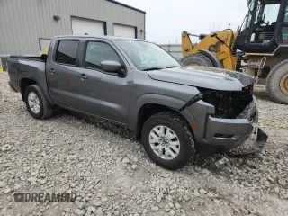 2022 Nissan Frontier Pro-4X z VIN 1N6ED1EKXNN681429, wystawiony jako Copart lot #60539875 z przebiegiem 35 320 mil mil oraz Szkoda całkowita • Salvage title. Historia ofert i sprzedaży dostępna na DreamBid. Obrazek 4.