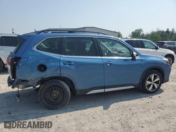 2021 Subaru Forester Touring with VIN JF2SKAXC4MH514225, listed as a Copart auction lot 60240355 with 55,660 mi miles and Salvage title. Bid and sale history available at DreamBid. Image 3.
