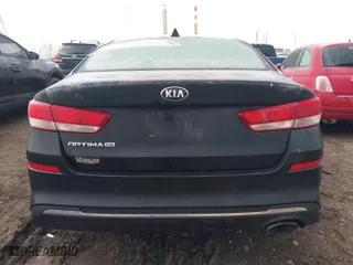 2020 Kia Optima LX with VIN 5XXGT4L33LG384944, listed as a IAAI auction lot 41464556 with 116,412 mi miles. Bid and sale history available at carsss.com. Image 17.