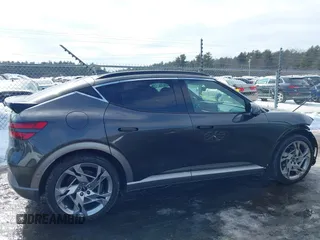 2024 Genesis GV60 z VIN KMUKEDSBXRU023868, wystawiony jako IAAI lot #41638835 z przebiegiem 2 698 mil mil oraz . Historia ofert i sprzedaży dostępna na DreamBid. Obrazek 14.