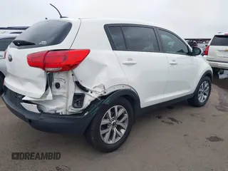 2015 Kia Sportage LX with VIN KNDPB3AC4F7741528, listed as a IAAI auction lot 41803355 with 60,139 mi miles and . Bid and sale history available at carsss.com. Image 4.