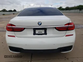 2016 BMW 7 Series 740i with VIN WBA7E2C53GG739056, listed as a Copart auction lot 59141613 with 0 mi miles. Bid and sale history available at carsss.com. Image 6.