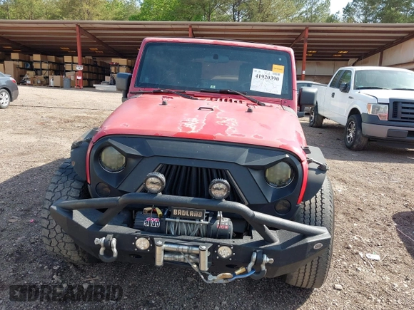 2007 Jeep Wrangler Unlimited X with VIN 1J4GB39197L150245, listed as a IAAI auction lot 41920390 with 239,532 mi miles and . Bid and sale history available at DreamBid. Image 6.