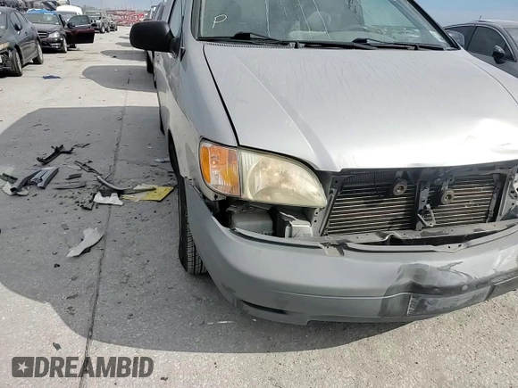 2003 Toyota Sienna CE with VIN 4T3ZF19C63U541949, listed as a Copart auction lot 83186624 with 180,075 mi miles and Salvage Title. Bid and sale history available at carsss.com. Image 11.