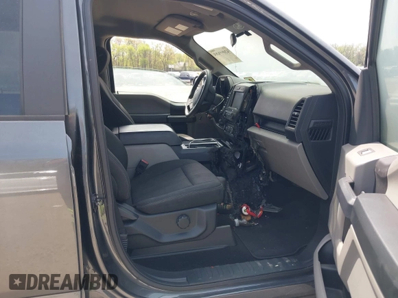2018 Ford F-150 XL z VIN 1FTEW1EP0JFD78916, wystawiony jako IAAI lot #42099103 z przebiegiem 67 018 mil mil oraz . Historia ofert i sprzedaży dostępna na DreamBid. Obrazek 5.