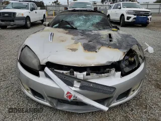 2008 Saturn Sky Red Line z VIN 1G8MF35X38Y126075, wystawiony jako Copart lot #47607165 z przebiegiem Nie podano mil oraz Szkoda całkowita • Salvage title. Historia ofert i sprzedaży dostępna na DreamBid. Obrazek 5.