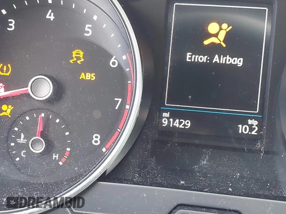 2018 Volkswagen Tiguan S с VIN 3VV1B7AX6JM052719, выставлен на аукционе IAAI как лот 42376937 с пробегом 91 429 миль миль и . История ставок и продаж доступна на DreamBid. Изображение 16.
