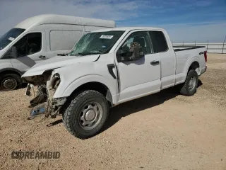 2022 Ford F-150 XL z VIN 1FTFX1E53NKE16829, wystawiony jako Copart lot #45038885 z przebiegiem Nie podano mil oraz Szkoda całkowita • Salvage title. Historia ofert i sprzedaży dostępna na DreamBid. Obrazek 1.