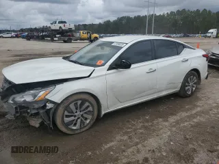 2021 Nissan Altima 2.5 S with VIN 1N4BL4BV5MN329646, listed as a Copart auction lot 47058025 with 0 mi miles and Salvage Title. Bid and sale history available at carsss.com. Image 1.