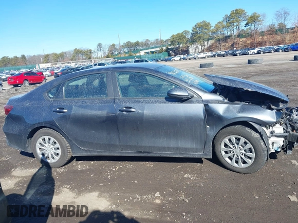 2022 Kia Forte LXS with VIN 3KPF24AD9NE498324, listed as a IAAI auction lot 41656873 with 53,604 mi miles. Bid and sale history available at carsss.com. Image 14.