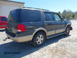 2006 Ford Expedition Eddie Bauer with VIN 1FMFU17556LA19216, listed as a IAAI auction lot 41813546 with 240,884 mi miles. Bid and sale history available at carsss.com. Image 4.