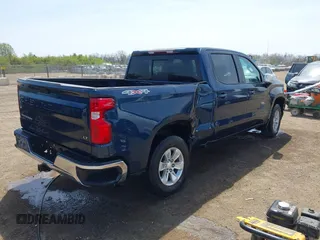 2020 Chevrolet Silverado 1500 LT with VIN 3GCUYDED3LG339171, listed as a IAAI auction lot 42057209 with 127,093 mi miles and . Bid and sale history available at DreamBid. Image 4.